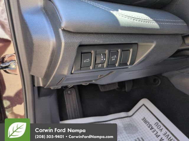 Used 2024 Subaru Outback Limited AWD/4WD image 13