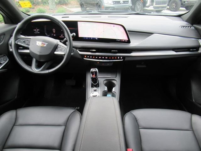 Certified 2025 Cadillac XT4 Premium Luxury image 13