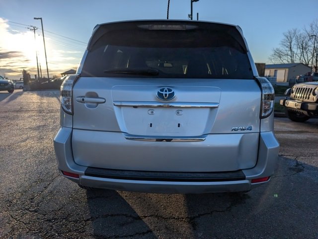 Used 2014 Toyota RAV4 EV image 5