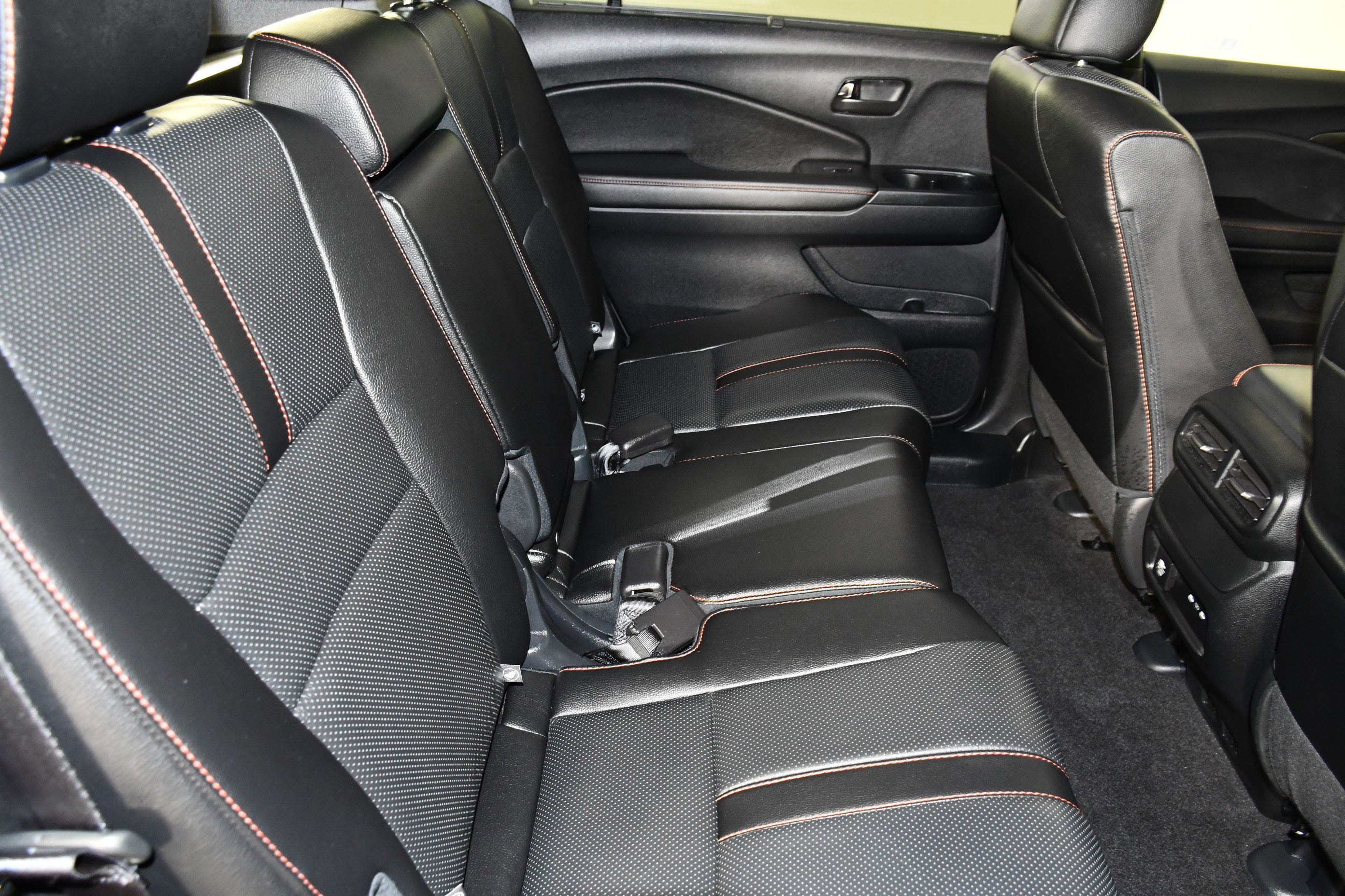 Certified 2024 Honda Passport TrailSport image 46