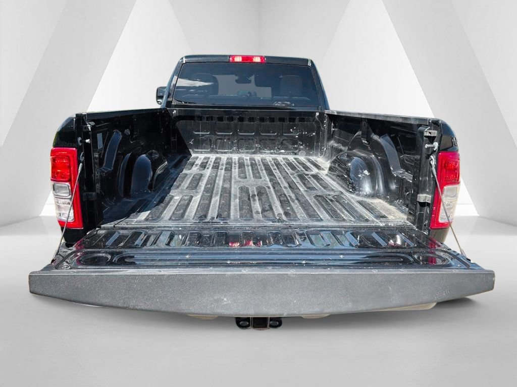 Used 2024 RAM 3500 Big Horn AWD/4WD image 35