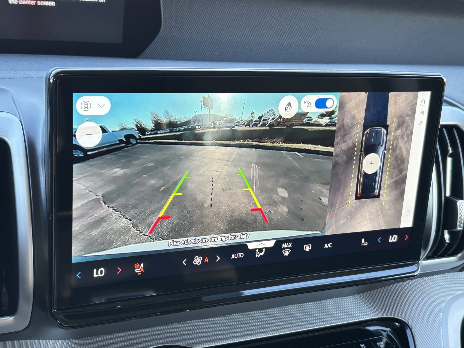 New 2026 Ford Expedition Active image 5