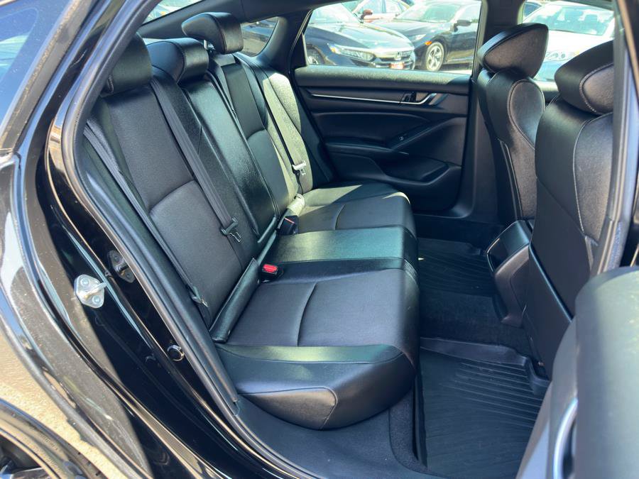 Used 2019 Honda Accord Sport image 14