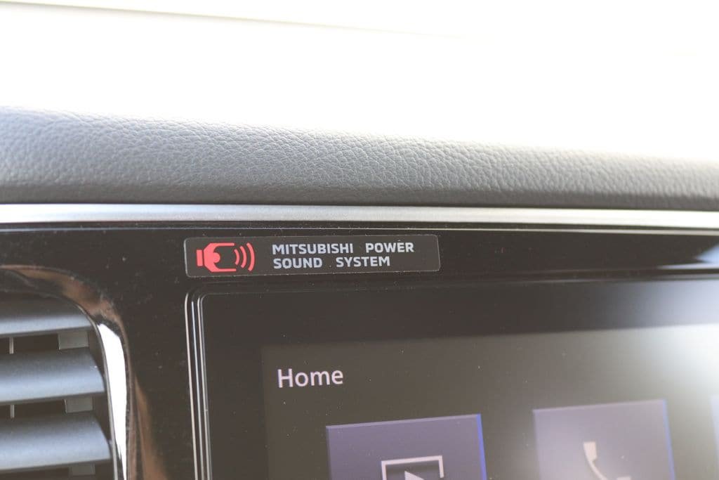 Used 2021 Mitsubishi Outlander LE AWD/4WD image 25