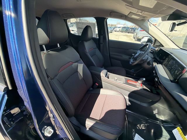 New 2026 Nissan Kicks SR w/ Cold Weather Package AWD/4WD image 23