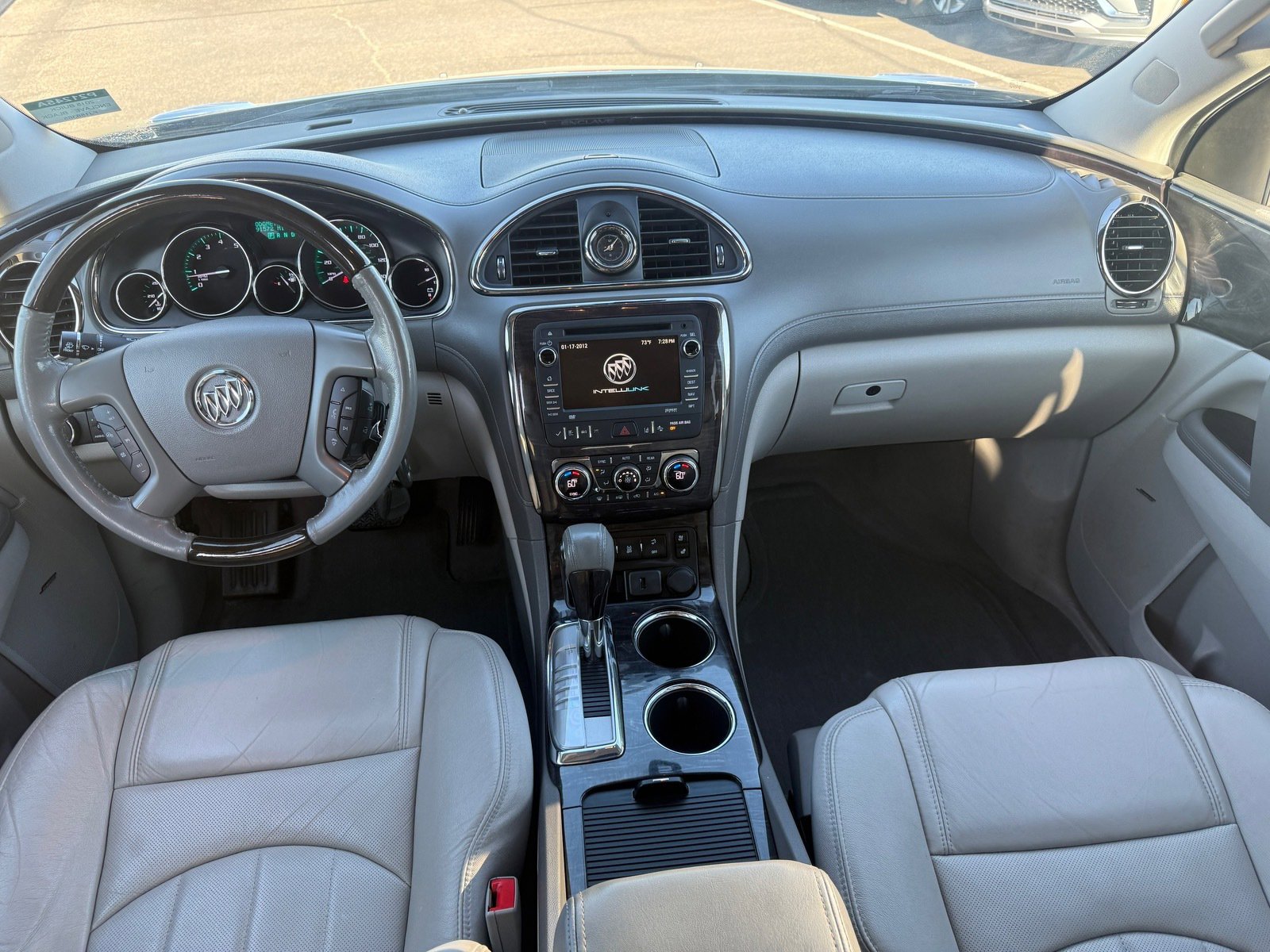 Used 2015 Buick Enclave Premium image 25