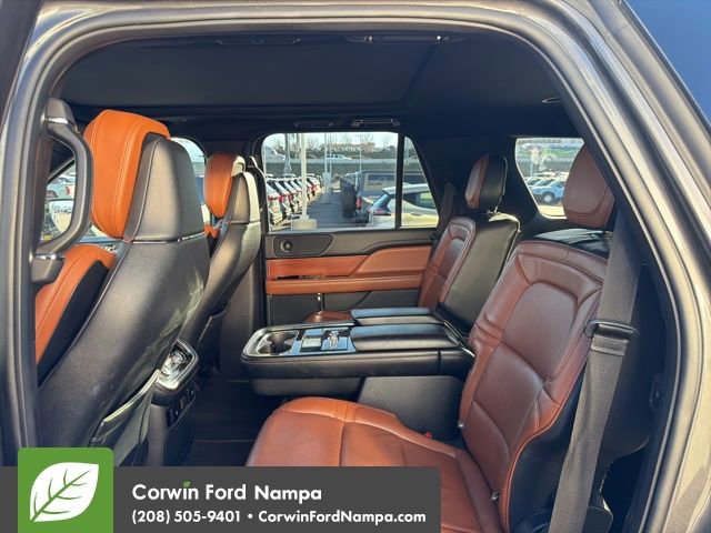 Used 2018 Lincoln Navigator Reserve w/ Technology Package image 8