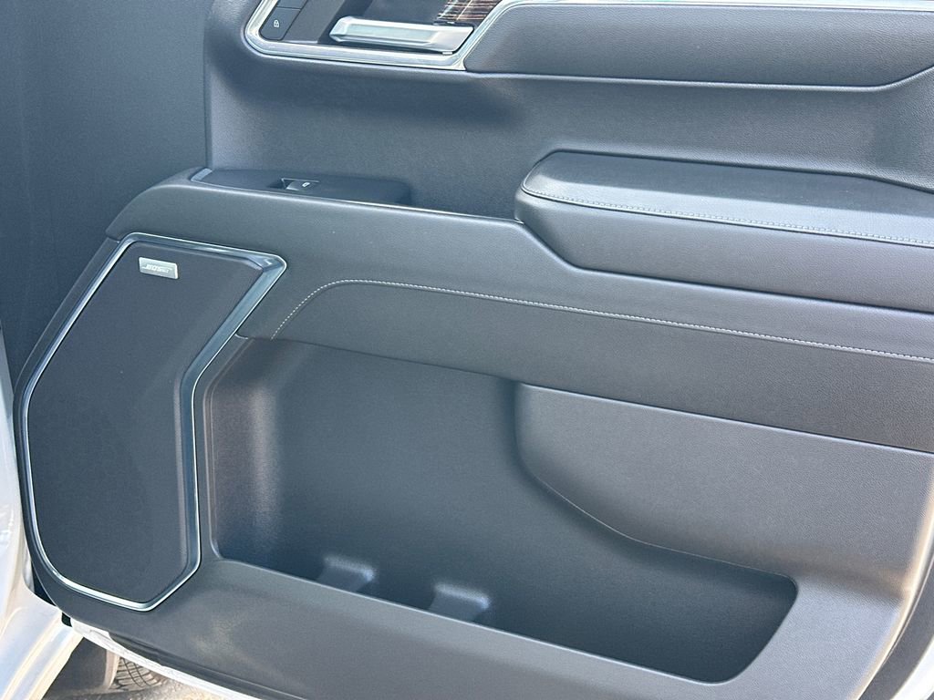 Used 2024 GMC Sierra 1500 Elevation w/ Preferred Package image 14