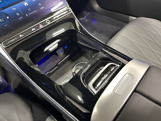 Used 2024 Mercedes-Benz CLE 450 4MATIC Cabriolet image 30