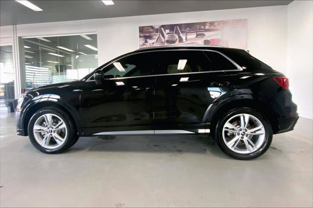 Certified 2023 Audi Q3 2.0T Premium Plus w/ Premium Plus Package AWD/4WD image 3