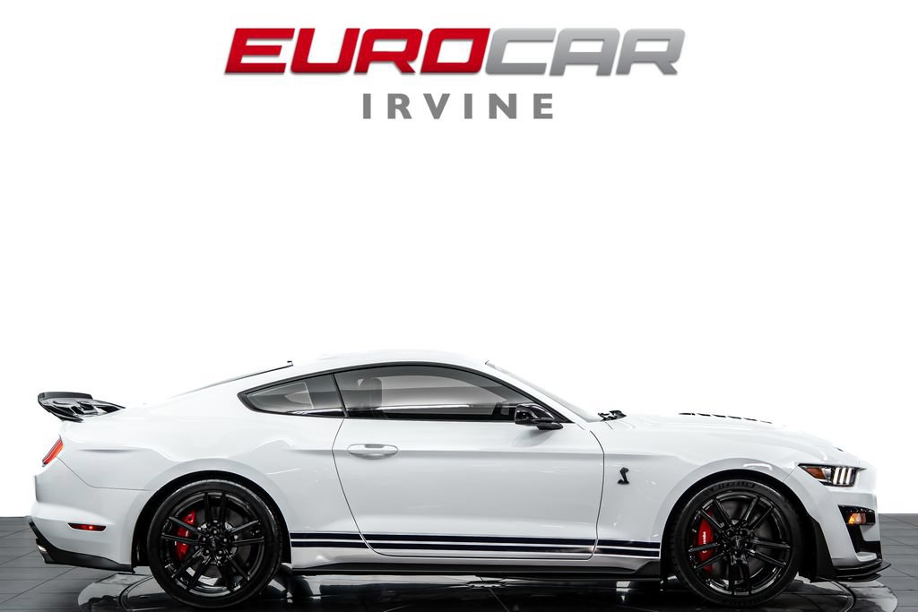 Used 2022 Ford Mustang Shelby GT500 w/ Technology Package RWD image 6