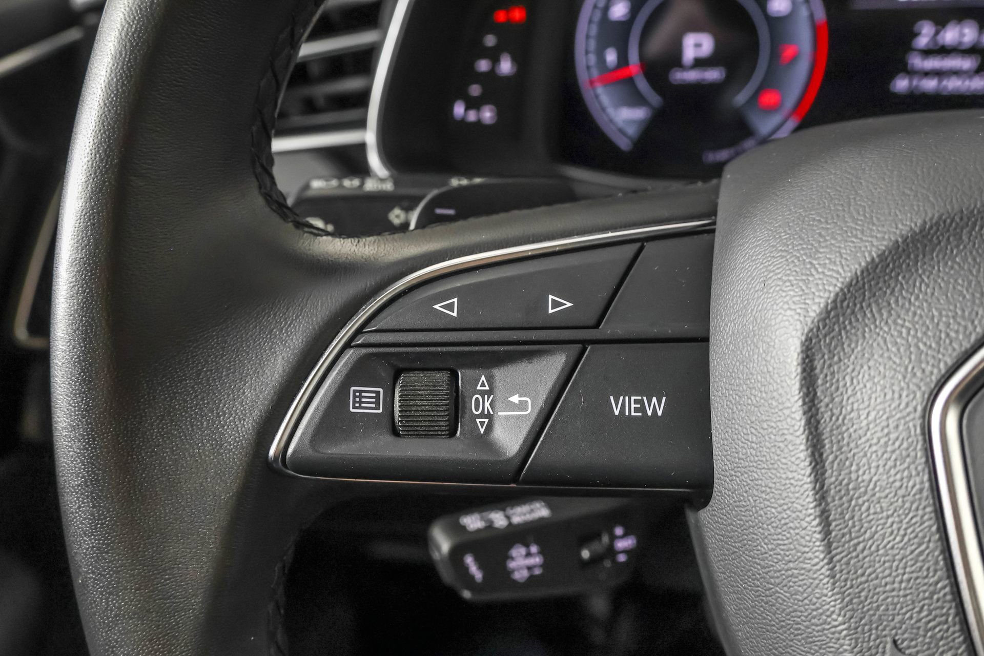 Used 2023 Audi Q7 3.0T Premium w/ Convenience Package image 29