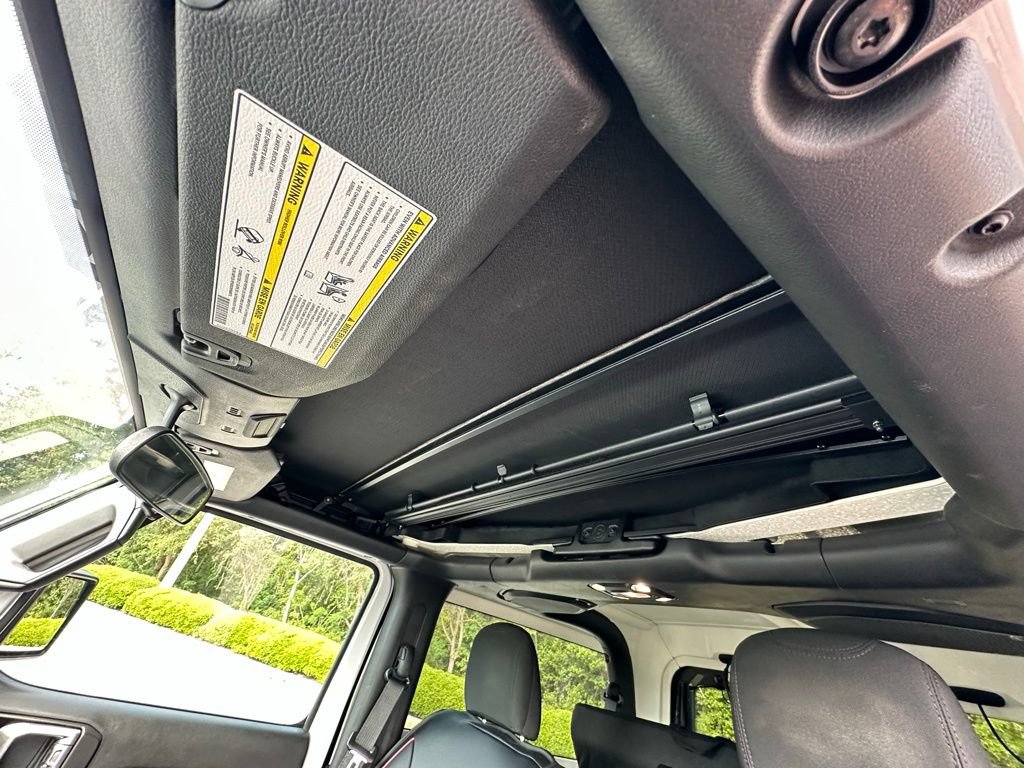 Used 2021 Jeep Wrangler Sport AWD/4WD image 21