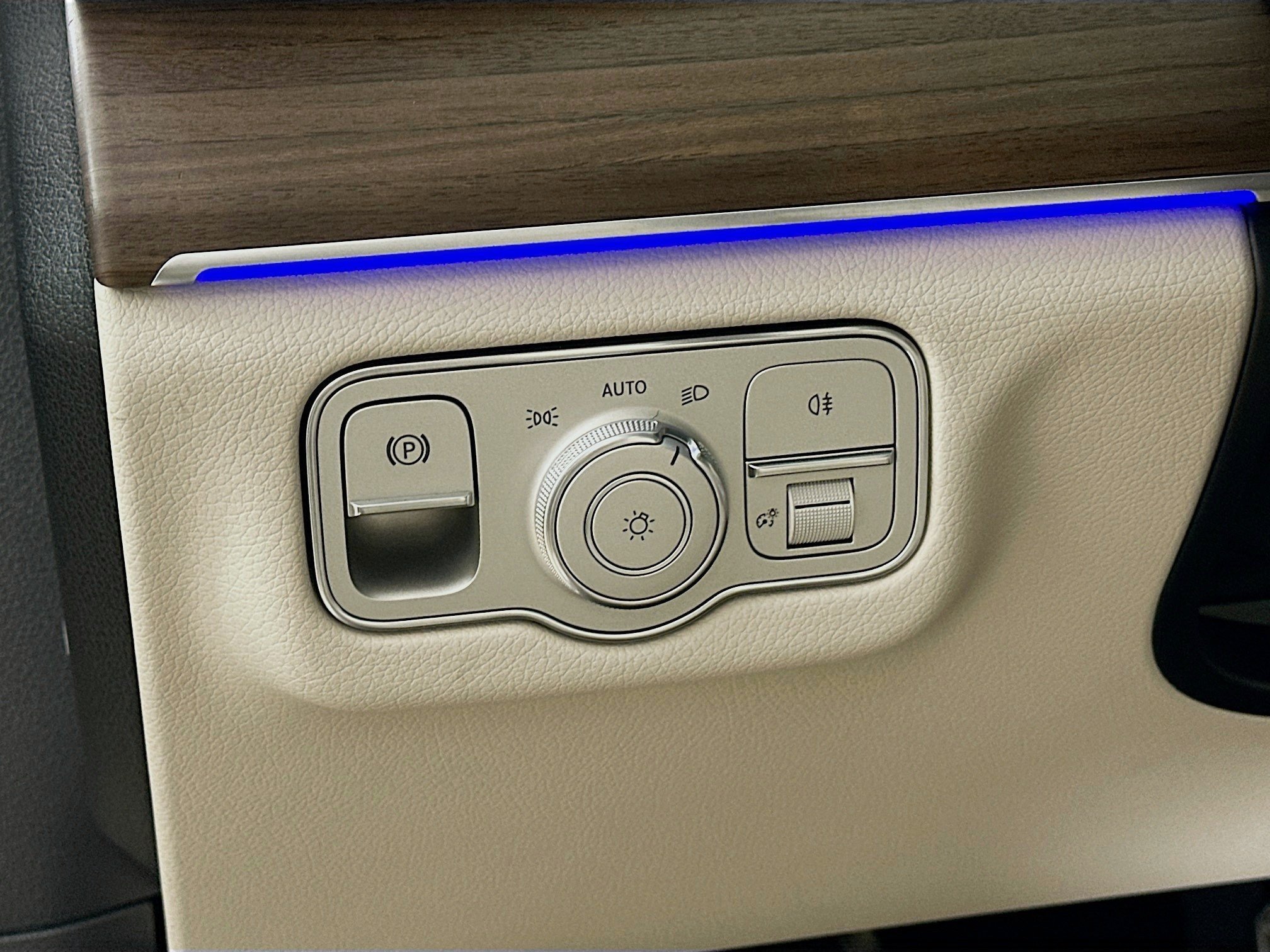 Certified 2026 Mercedes-Benz GLS 450 4MATIC image 10