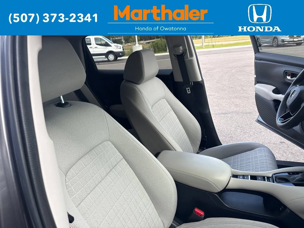 Used 2024 Honda HR-V LX image 21