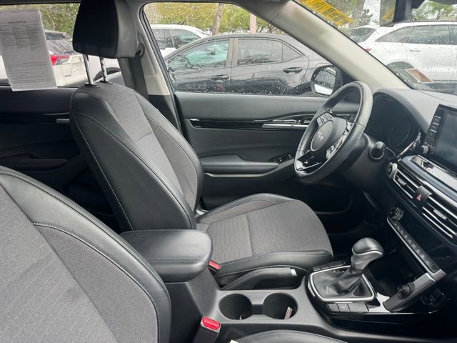 Certified 2023 Kia Seltos S image 10