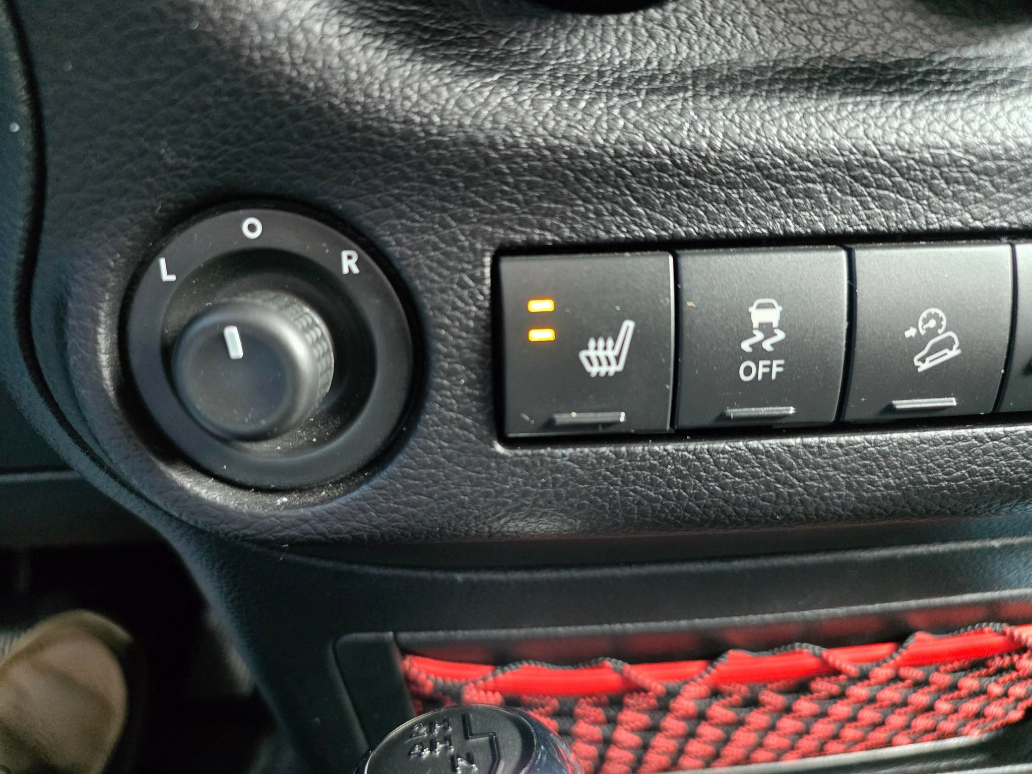 Used 2017 Jeep Wrangler Unlimited Rubicon AWD/4WD image 15