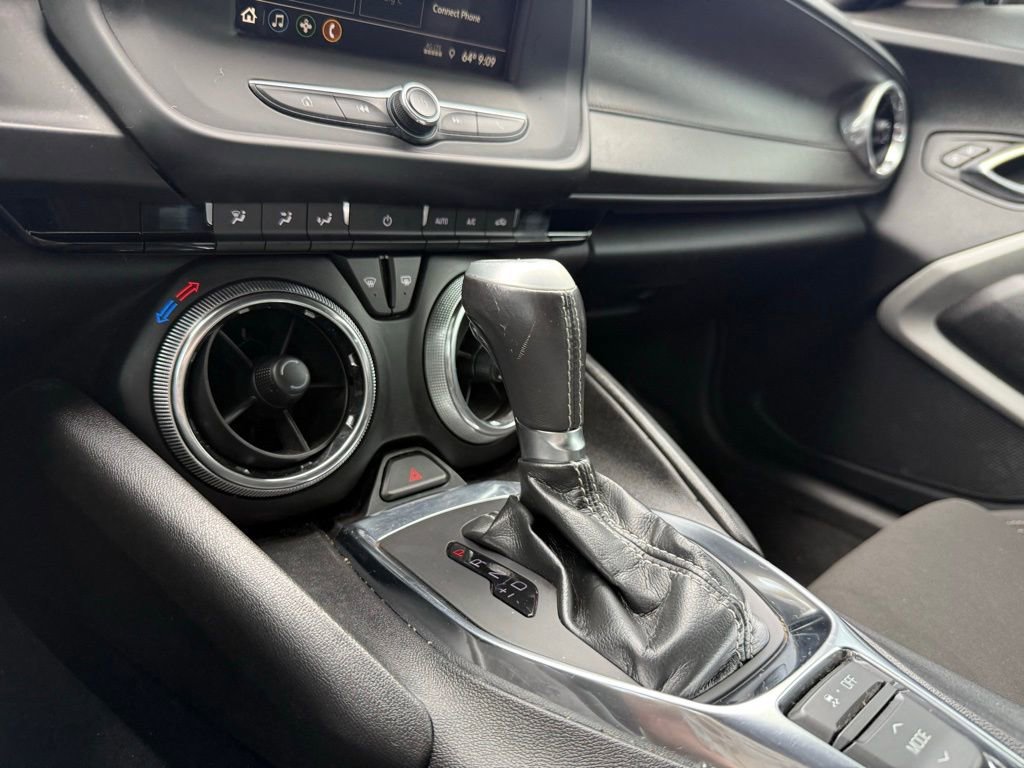 Used 2019 Chevrolet Camaro LT RWD image 18