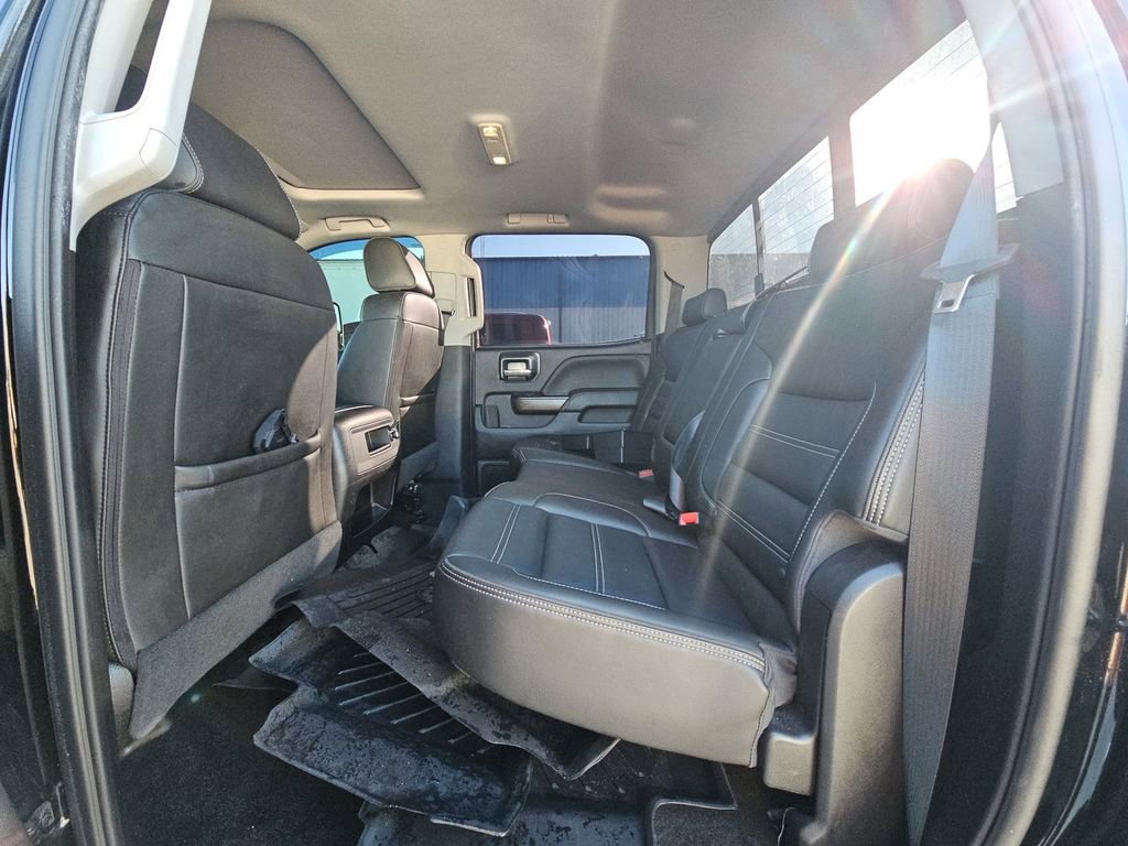 Used 2018 GMC Sierra 2500 Denali w/ Duramax Plus Package image 17
