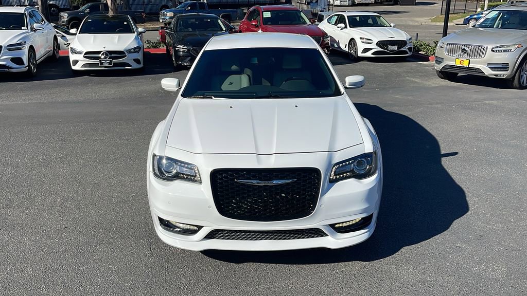 Used 2018 Chrysler 300 S w/ 300S Premium Group 2 image 2