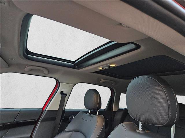 Used 2024 MINI Cooper Countryman S w/ Storage Package image 18