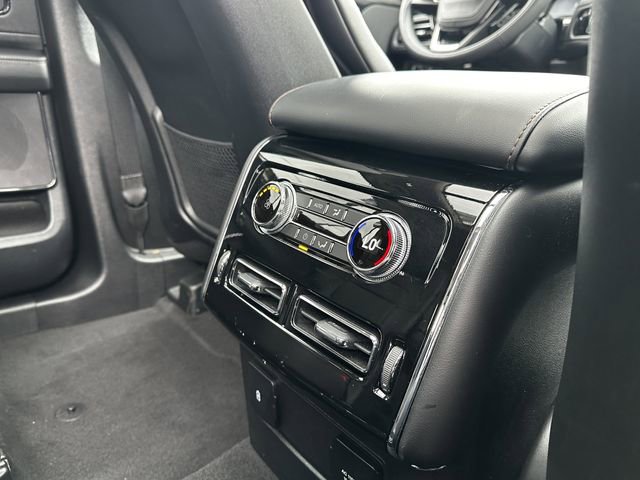 Certified 2024 Lincoln Aviator AWD w/ Premium Package image 40