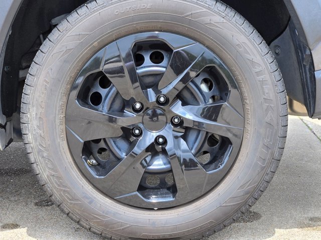 Used 2020 Toyota RAV4 LE AWD/4WD image 14