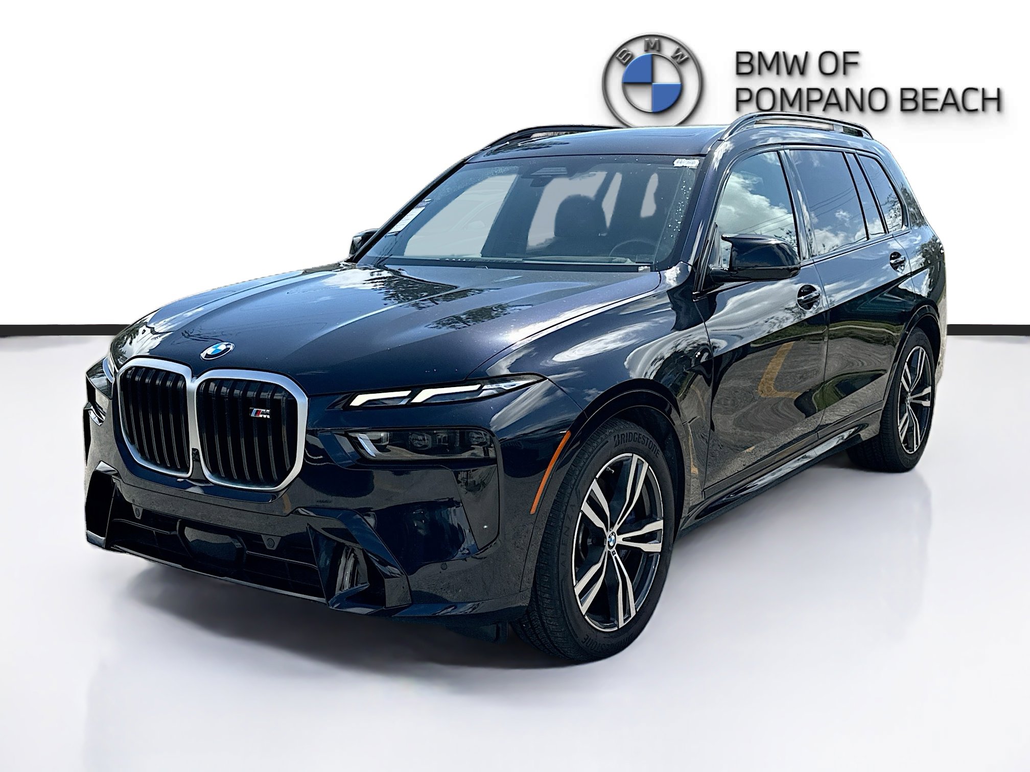 New 2025 BMW X7 M60i AWD/4WD image 3