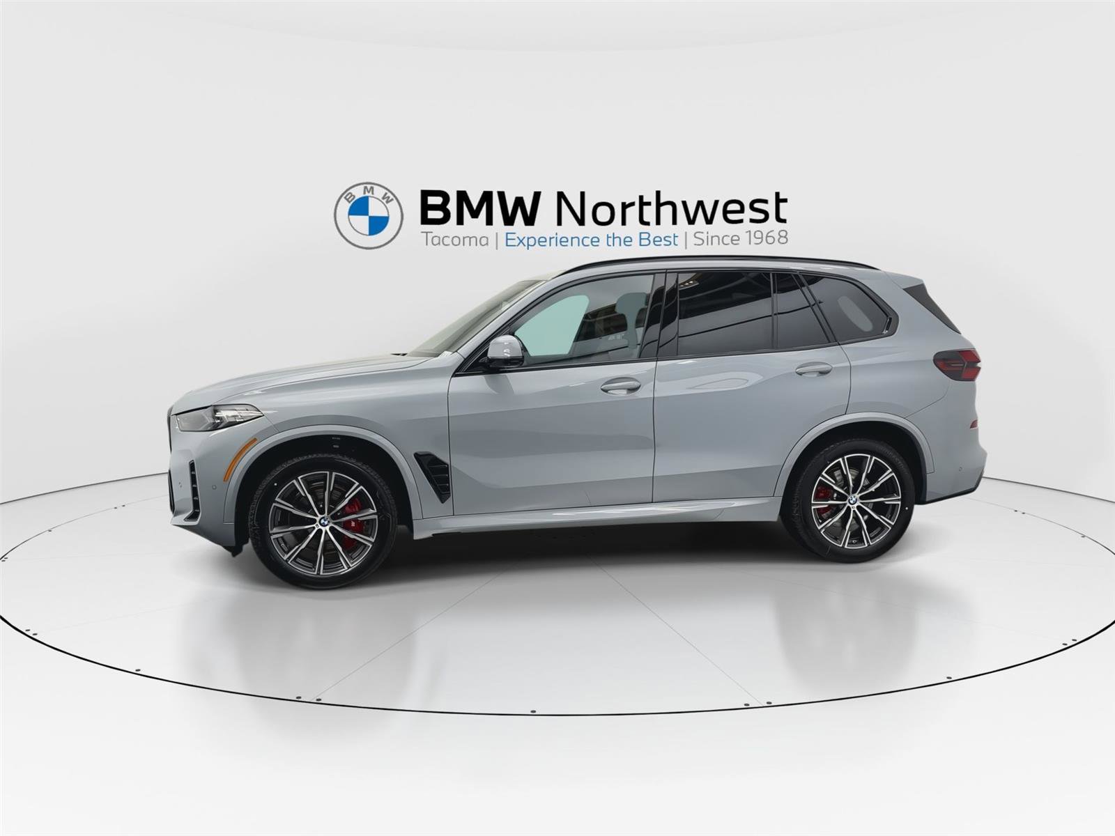 New 2026 BMW X5 xDrive40i w/ M Sport Package image 10
