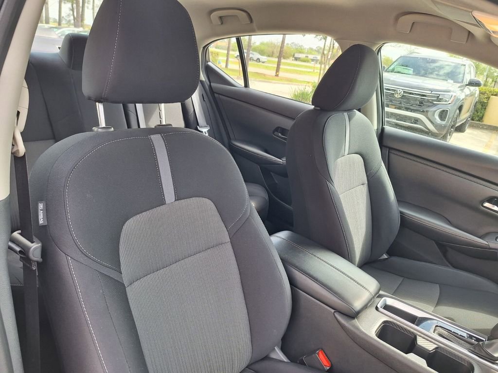 Used 2024 Nissan Sentra SV image 28