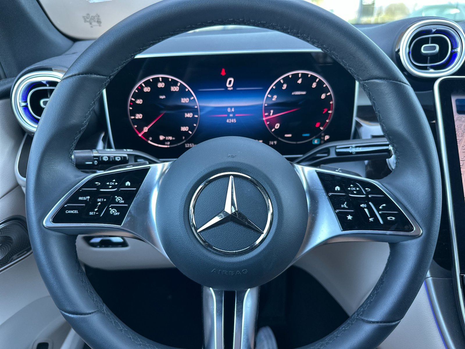 Certified 2026 Mercedes-Benz GLC 300 image 28