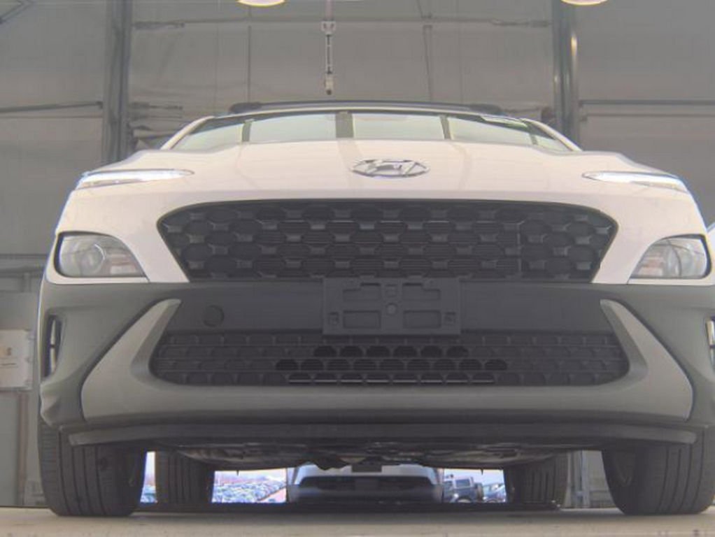 Used 2022 Hyundai Kona SEL image 3
