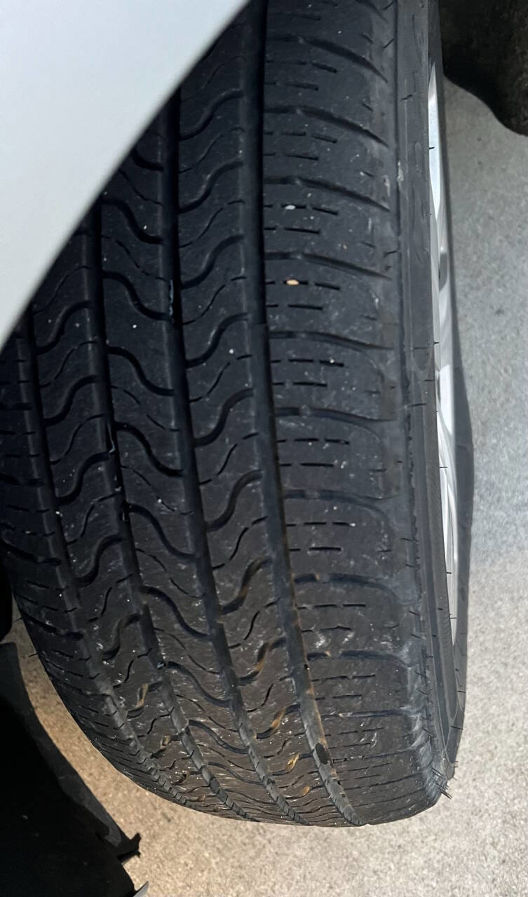 Used 2018 Chevrolet Cruze LS image 25