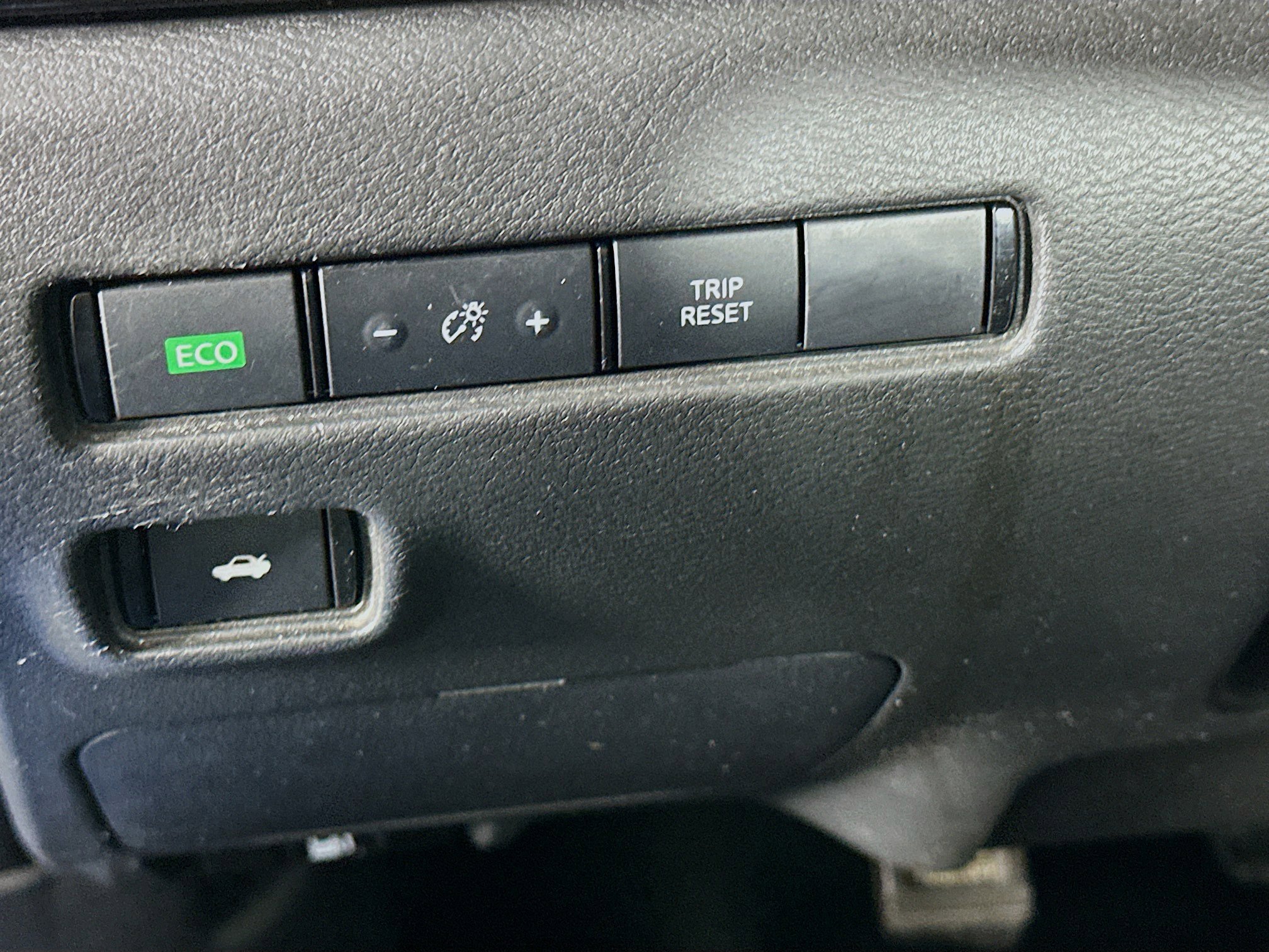 Used 2023 Nissan Sentra SV w/ All-Weather Package image 16