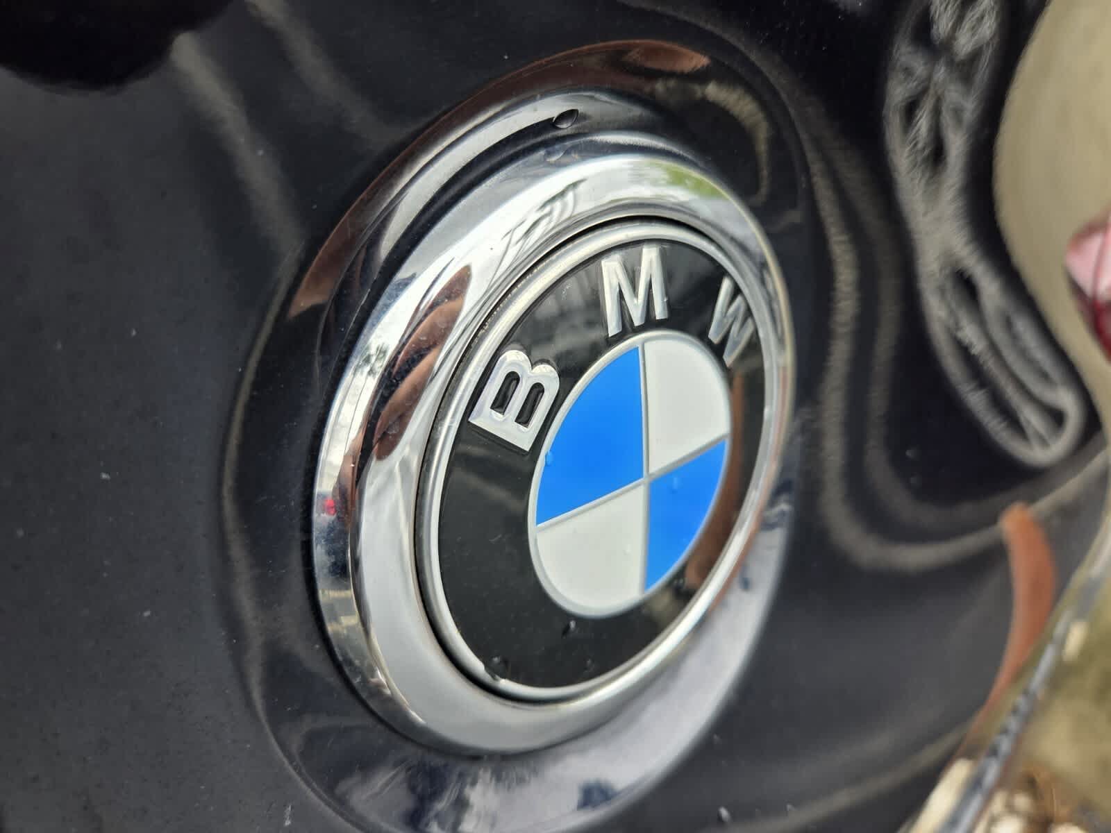 Used 2019 BMW X4 M40i w/ Executive Package AWD/4WD image 4