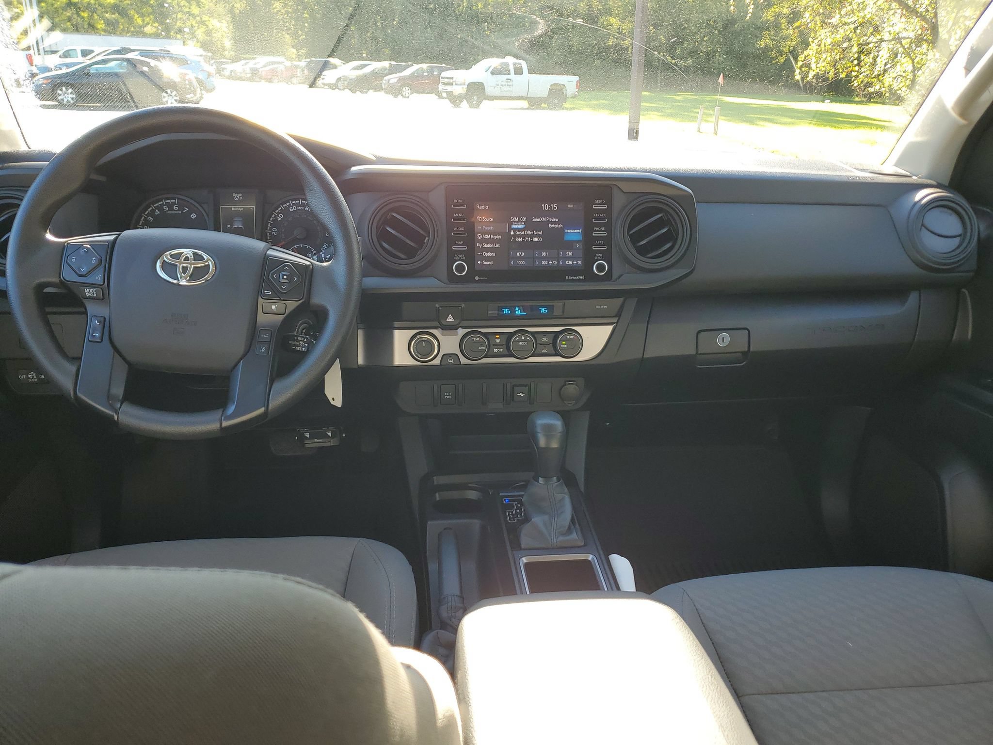 Used 2022 Toyota Tacoma SR AWD/4WD image 9