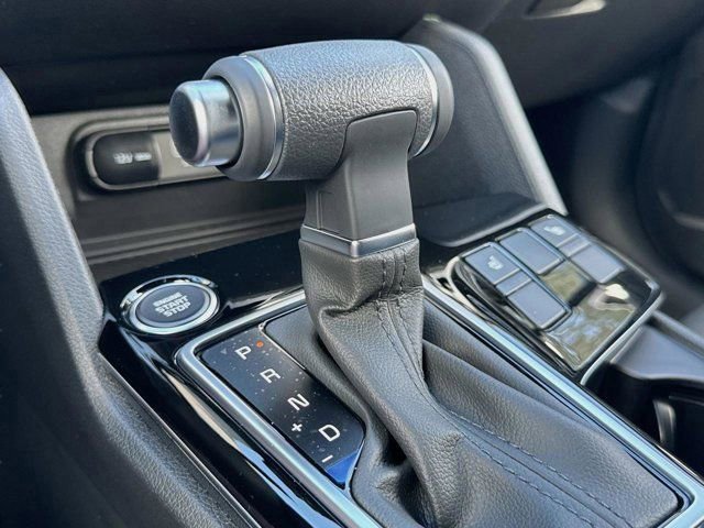 Used 2025 Kia Sportage X-Line AWD/4WD image 22