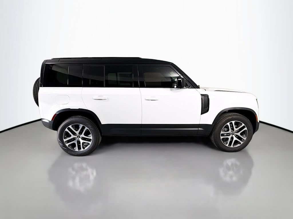 Certified 2025 Land Rover Defender 110 S AWD/4WD image 4