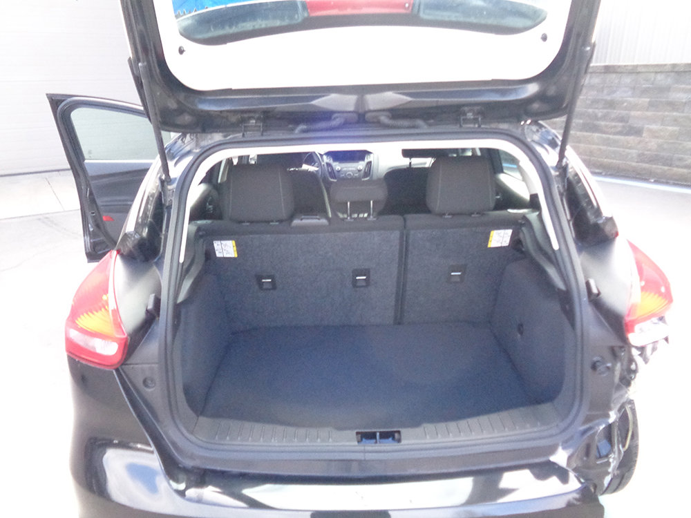 Used 2015 Ford Focus SE image 11