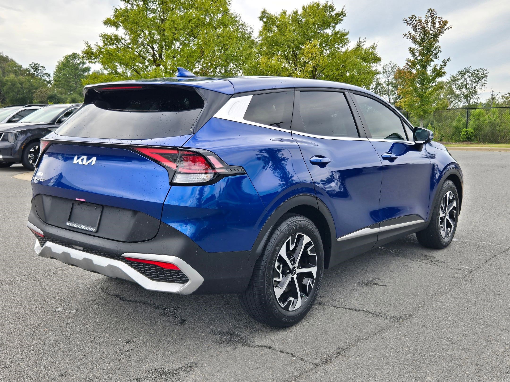 Used 2025 Kia Sportage EX image 7