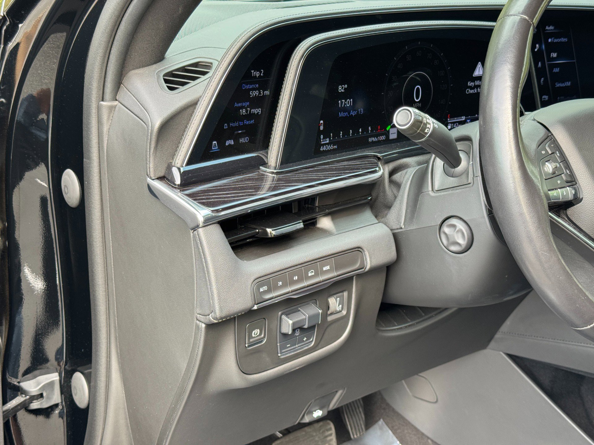 Used 2023 Cadillac Escalade ESV Sport image 30