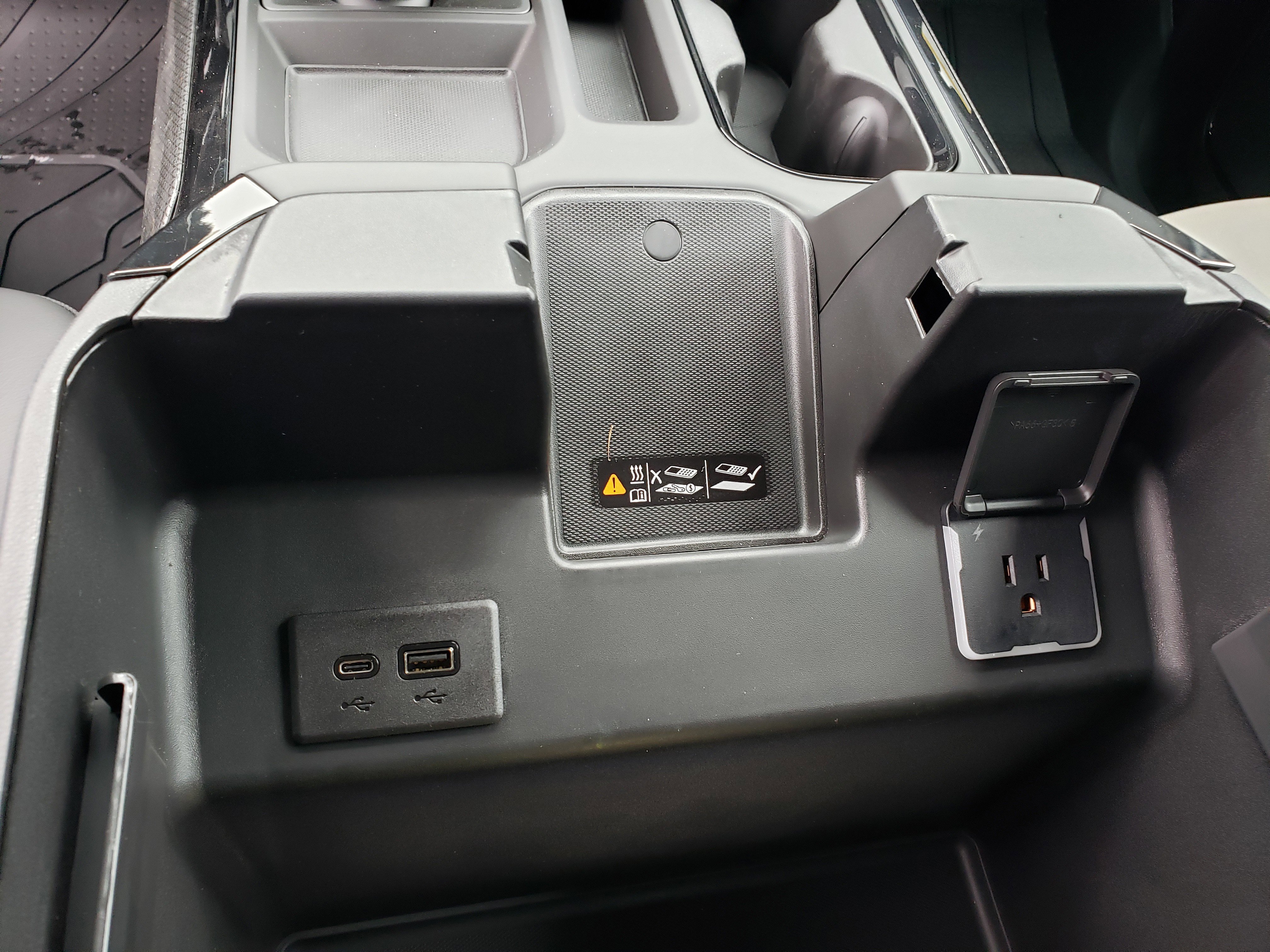 New 2026 Chevrolet Silverado 1500 ZR2 w/ LPO, Dark Essentials Package image 28