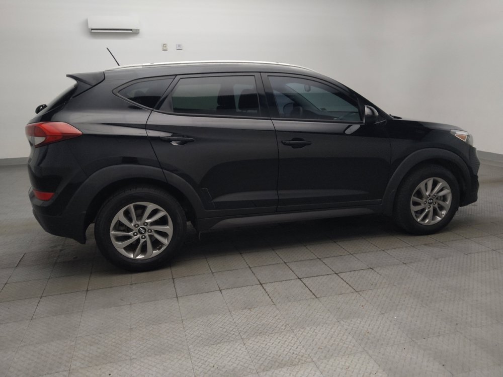 Used 2016 Hyundai Tucson SE w/ Option Group 02 FWD image 10