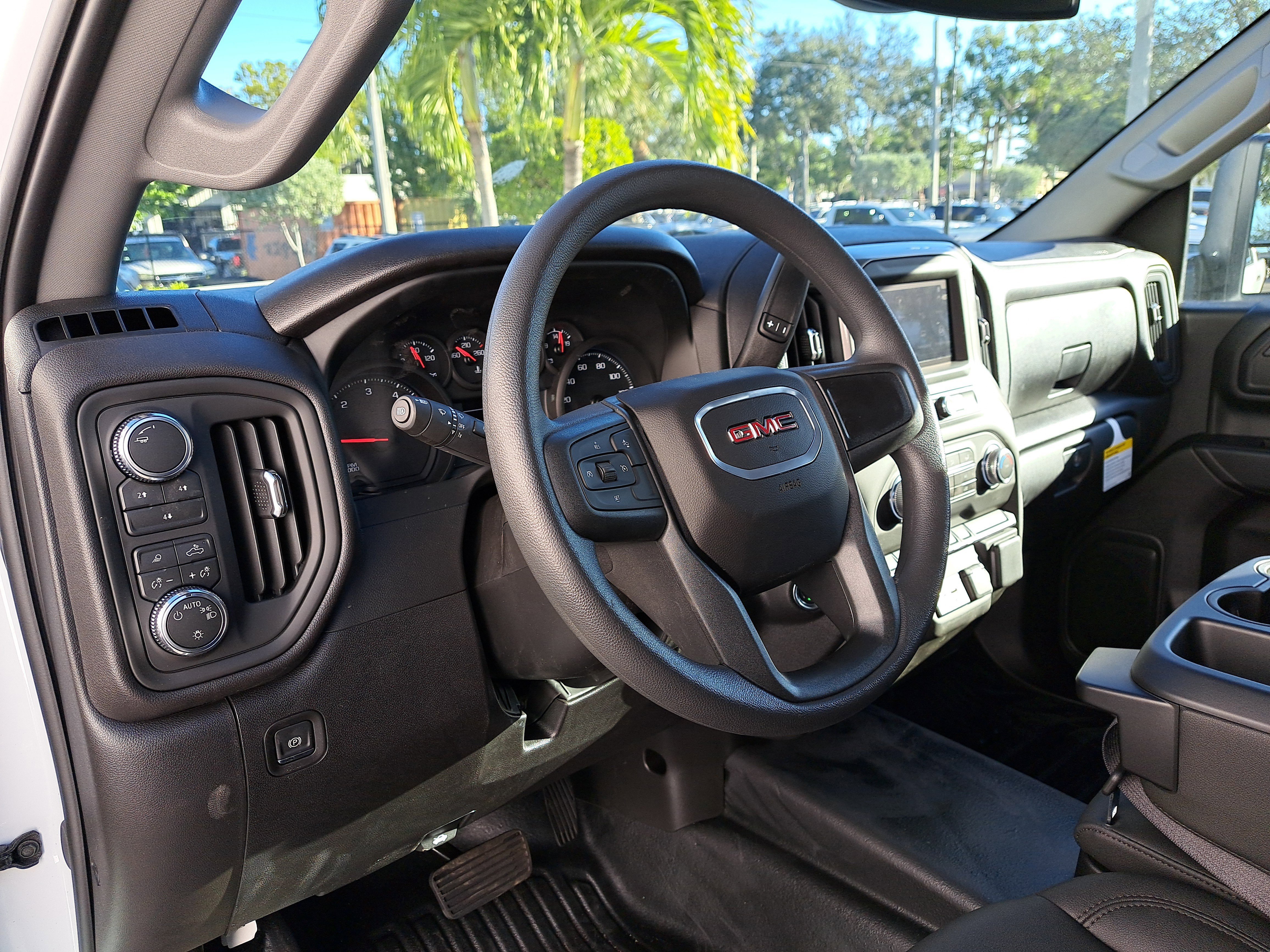 New 2026 GMC Sierra 2500 Pro w/ 1SA Pro Safety Plus Package AWD/4WD image 20