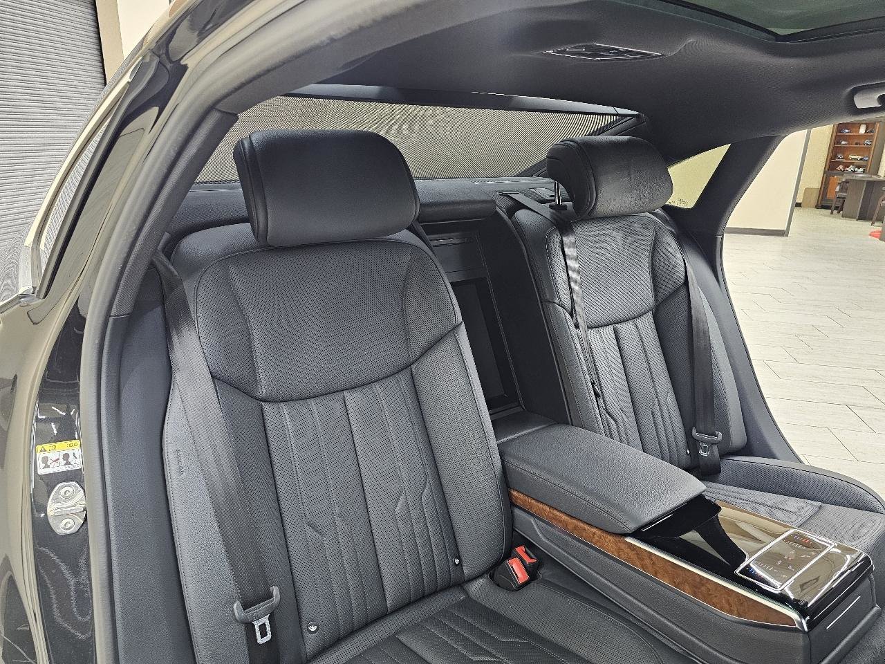 Used 2019 Audi A8 L 3.0T w/ Executive Package AWD/4WD image 24
