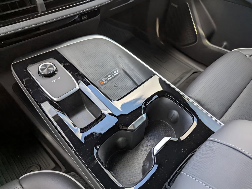 New 2026 Buick Enclave Sport Touring w/ Super Cruise Package image 11