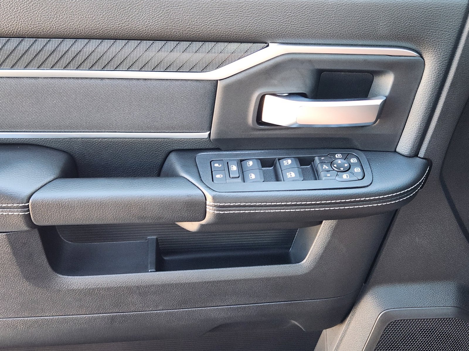 New 2026 RAM 2500 Lone Star AWD/4WD image 22