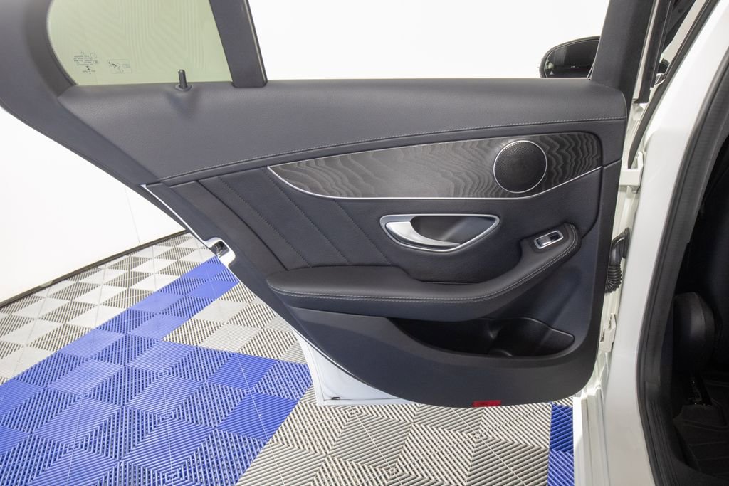 Used 2016 Mercedes-Benz C 300 Sedan image 12