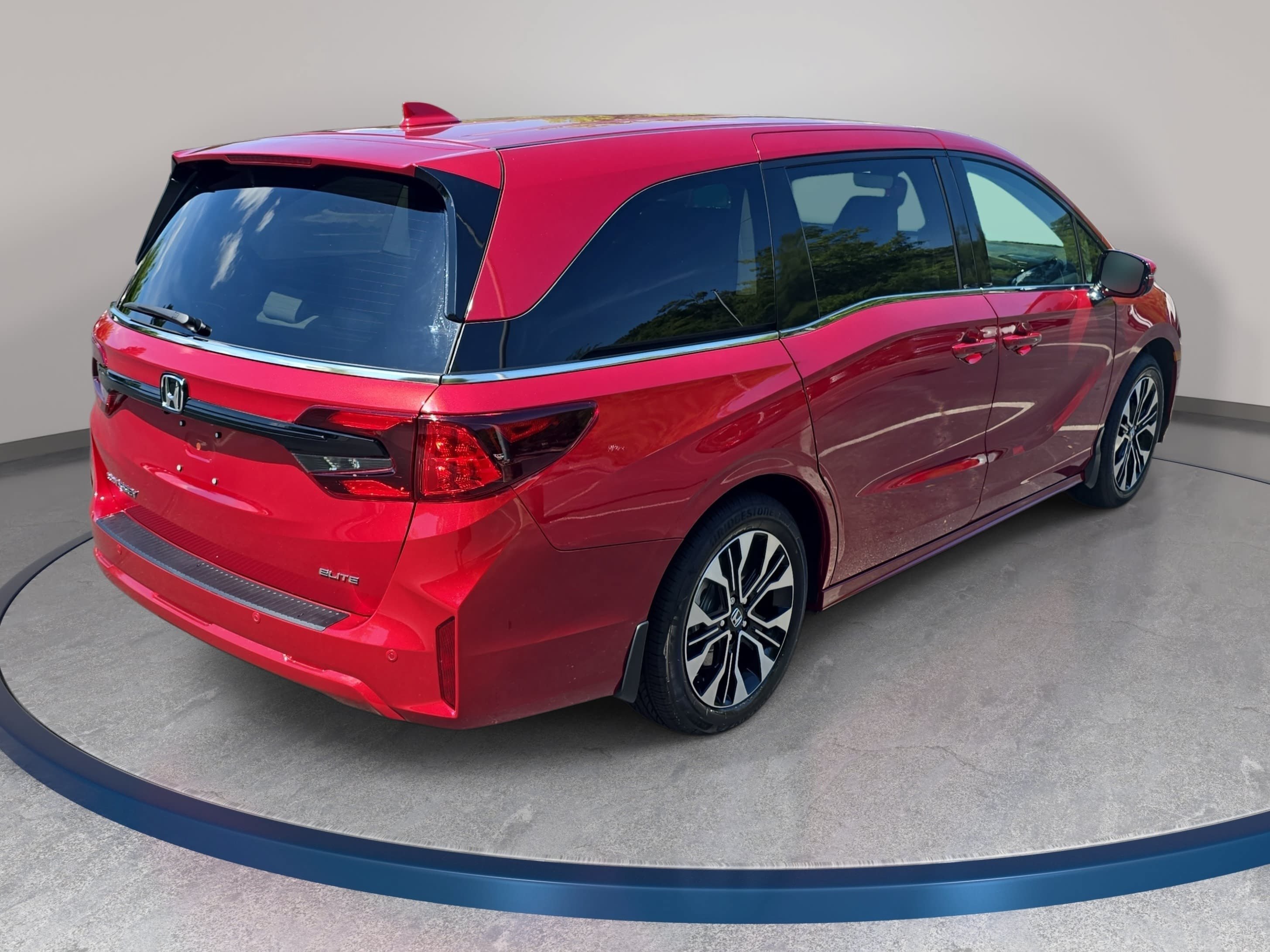 New 2027 Honda Odyssey Elite image 5