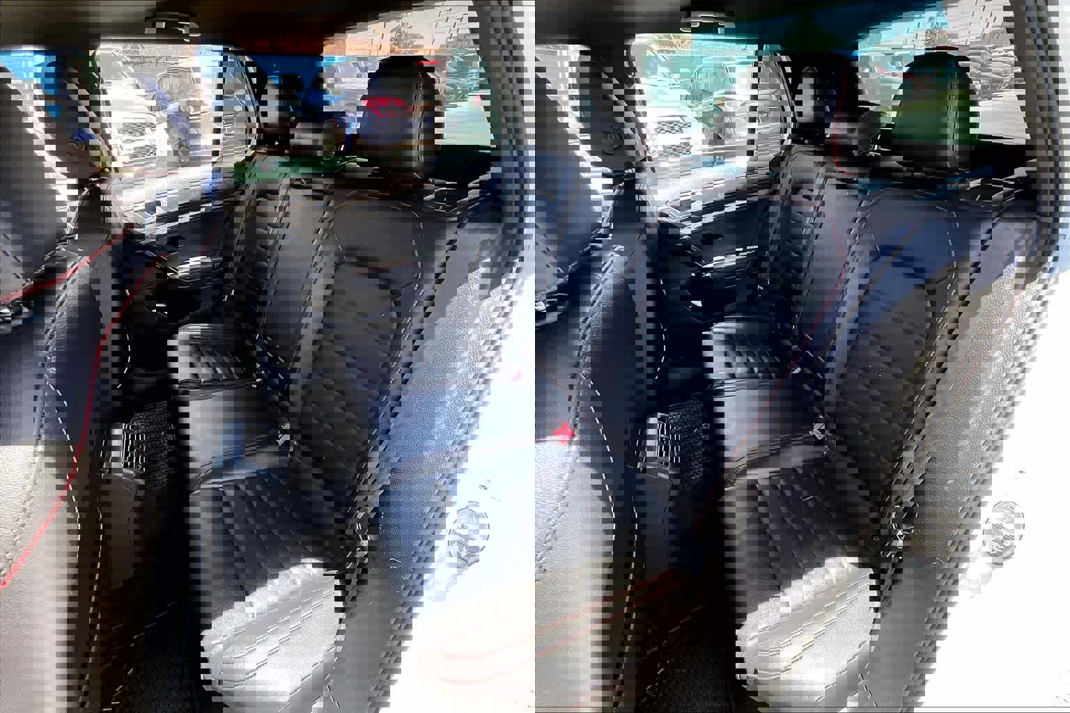 Used 2019 Volkswagen GTI SE FWD image 20